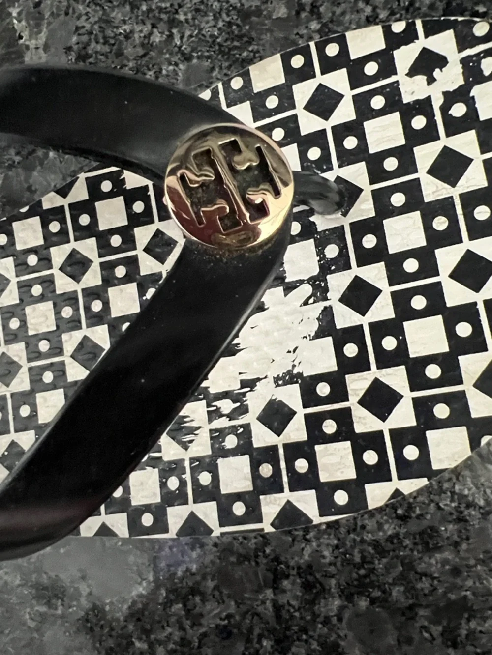 Tory Burch Black & White Geometric Logo Flip Flops with Gold Emblem - Picture 3 of 3